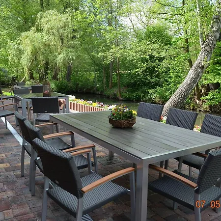 Apartamento Spreewaldscheune Am Fliess-ferienwohnungen Am Wasser In *