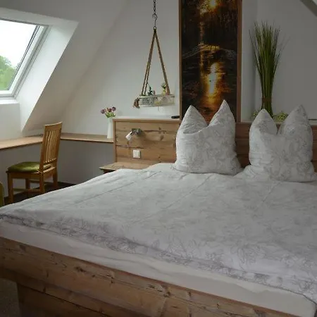 Spreewaldscheune Am Fliess-ferienwohnungen Am Wasser In Apartamento *