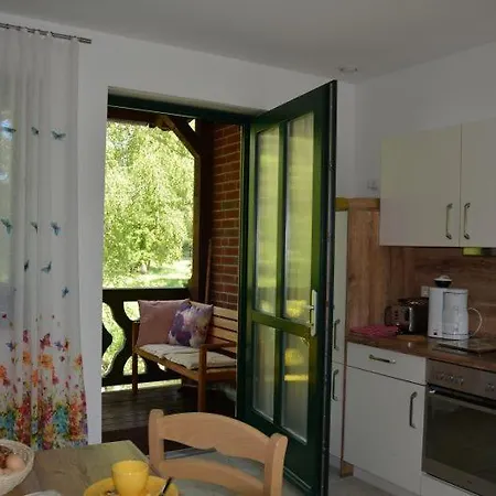Apartamento Spreewaldscheune Am Fliess-ferienwohnungen Am Wasser In *