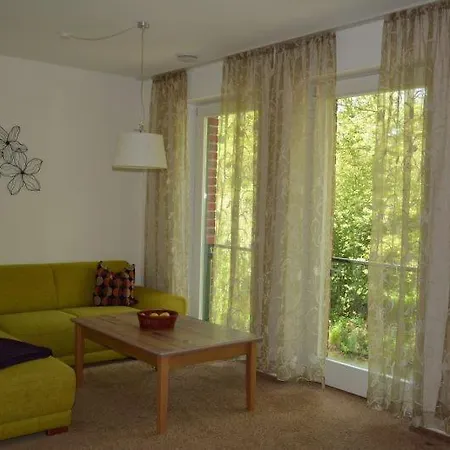 Spreewaldscheune Am Fliess-ferienwohnungen Am Wasser In * Burg (Spreewald)