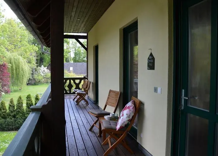 Spreewaldscheune Am Fliess-ferienwohnungen Am Wasser In Appartement *