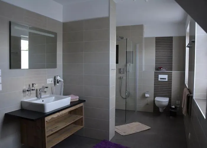 Spreewaldscheune Am Fliess-ferienwohnungen Am Wasser In