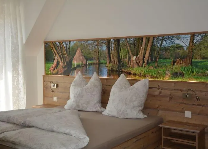 Spreewaldscheune Am Fliess-ferienwohnungen Am Wasser In * Burg (Spreewald)